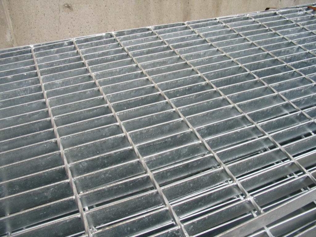 Grating Panels & Nominal Width