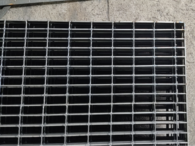 Load Table Of Steel Grating